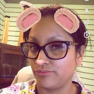 Meet your Posher, Eva